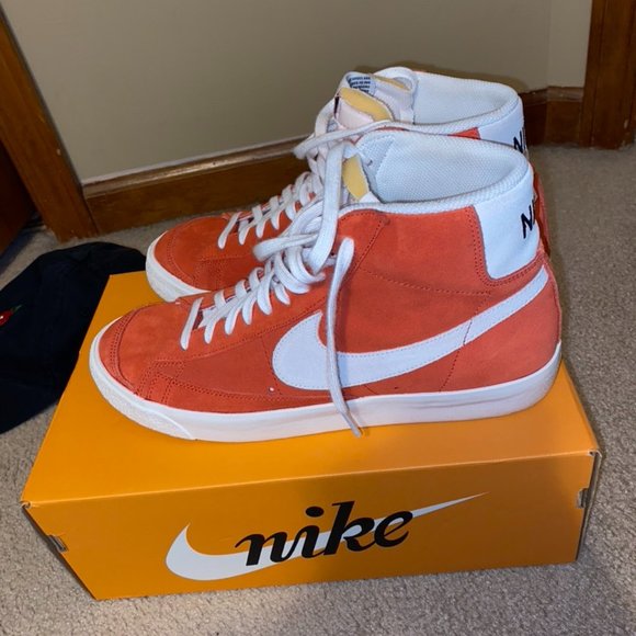 Nike Blazer Mid 77 HABANERO Size 11 - Picture 1 of 4